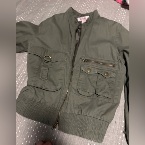 Green bomber jacket size medium - Picture 3 of 4